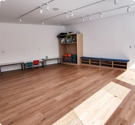 Salas Multiuso da Aquarela School